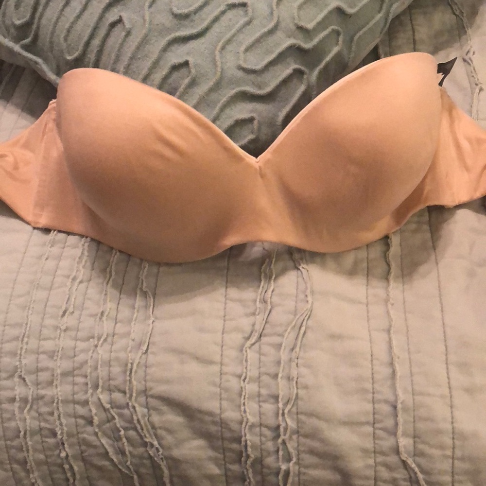 Nude Strapless Bra
